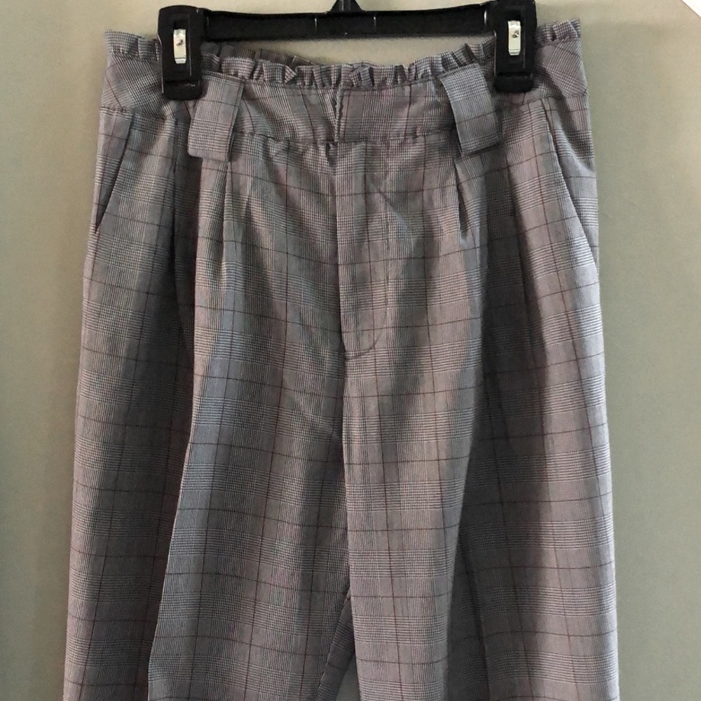 10 / $10 Forever 21 Women’s Dress Pant